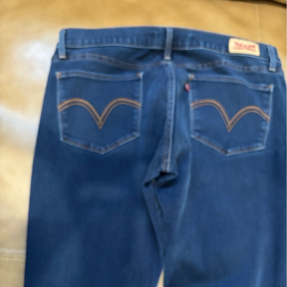 Levi Blue Denim jeans - Picture 3 of 3